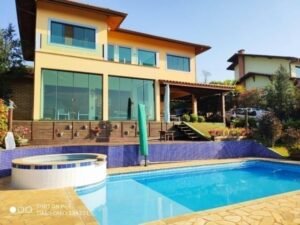 f8c182_29023a091b6a415f8177dc1263a23975_mv2